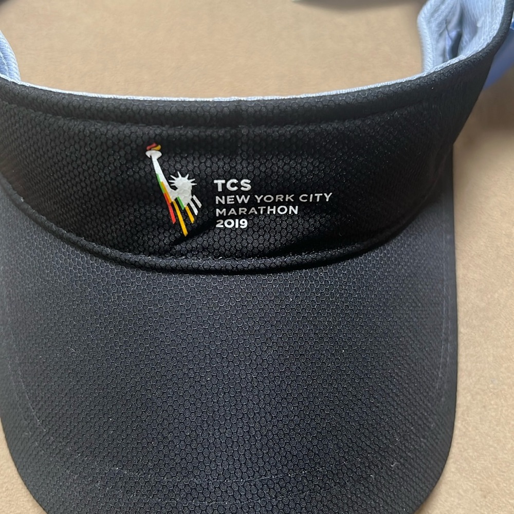 New York Marathon 2019 NYRR New Balance Marathon Visor NWT